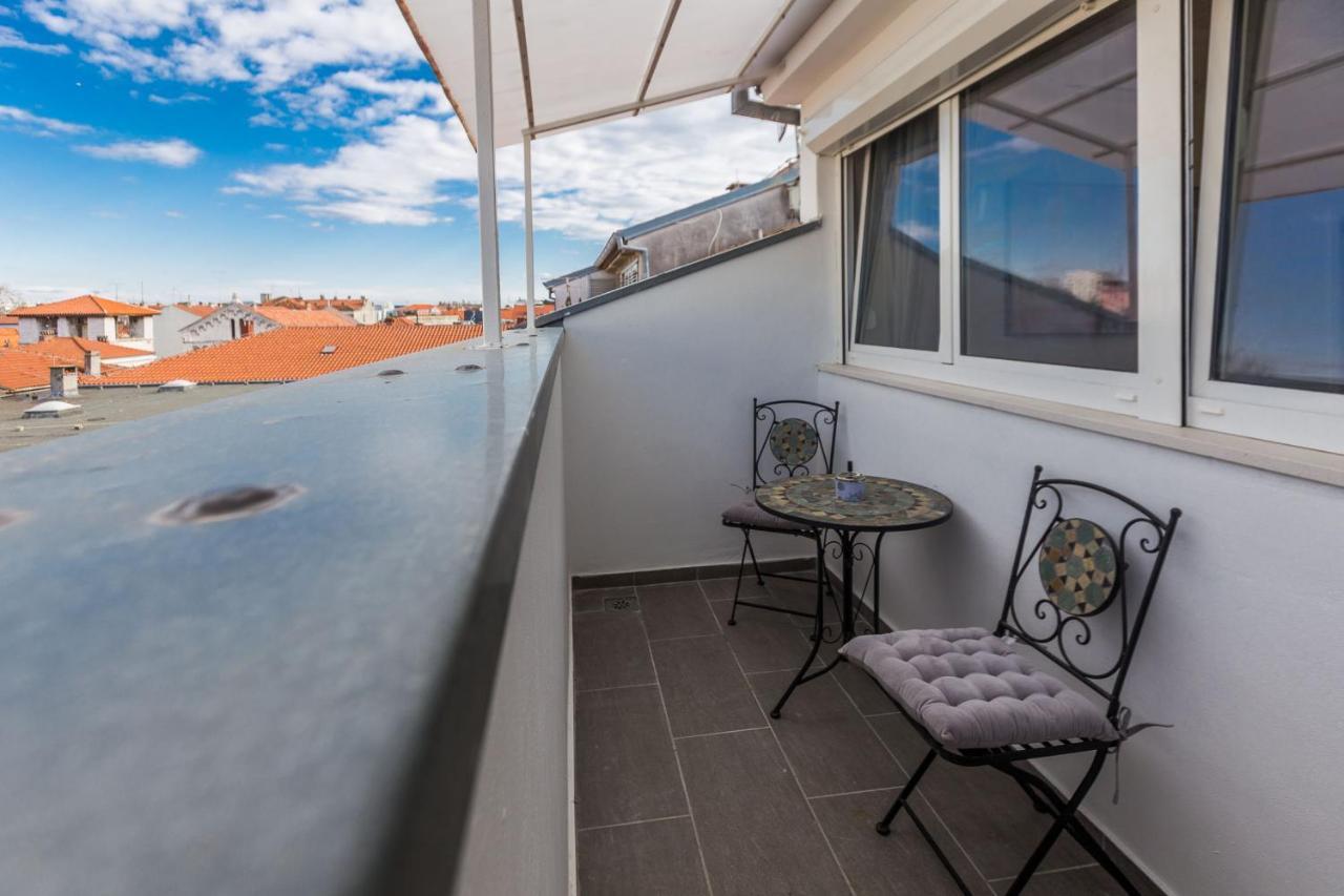 Kuki Apartment With Balcony ザダル エクステリア 写真