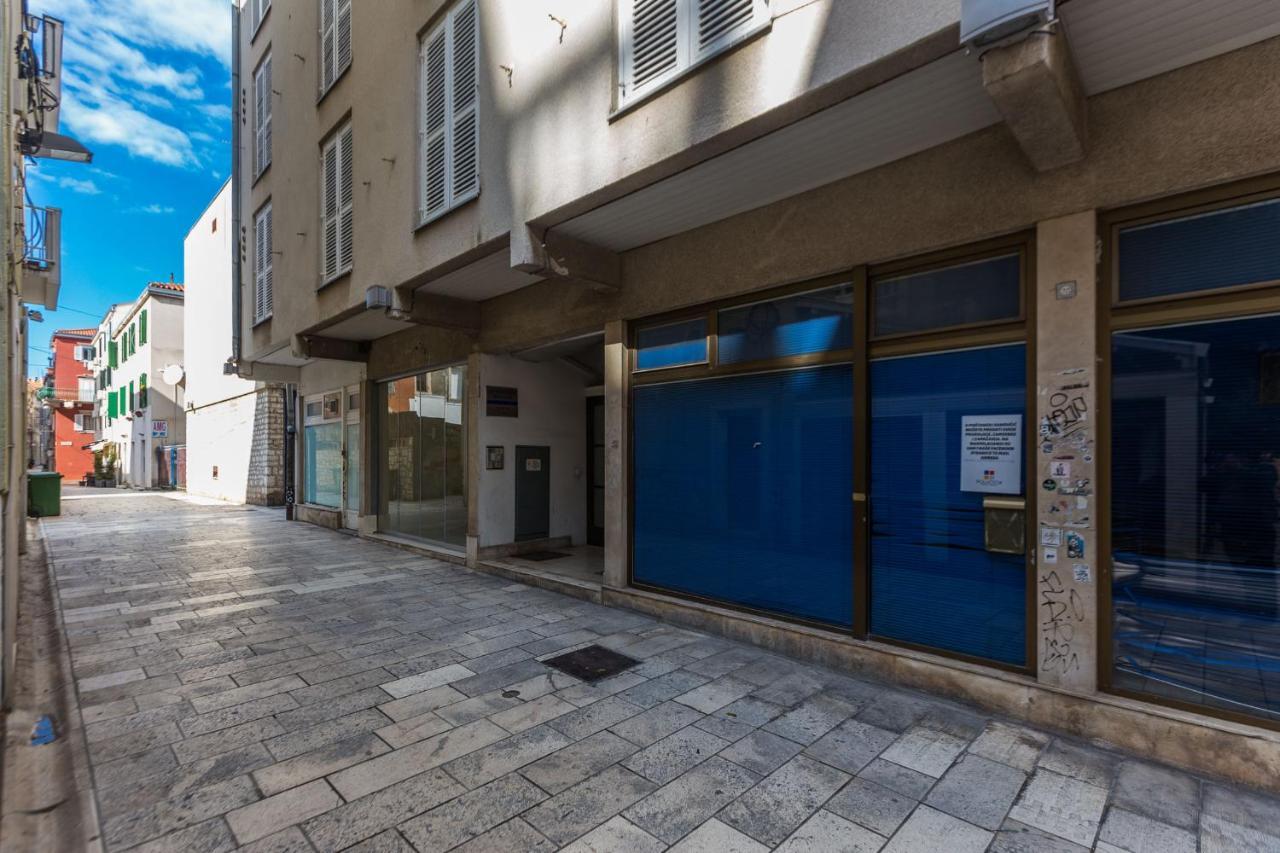Kuki Apartment With Balcony ザダル エクステリア 写真